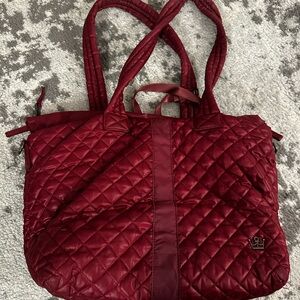 Oliver Thomas maroon cranberry quited tote bag. Machine washable